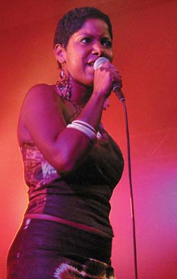 Nancy-Vieira Nancy-Vieira