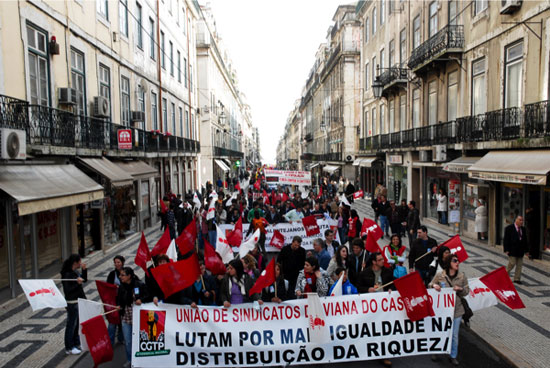 26 Marco, Manifestacao de Jovens Trabalhadores
