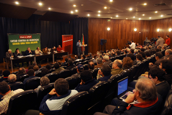 Com o PCP,  Lutar e Vencer
