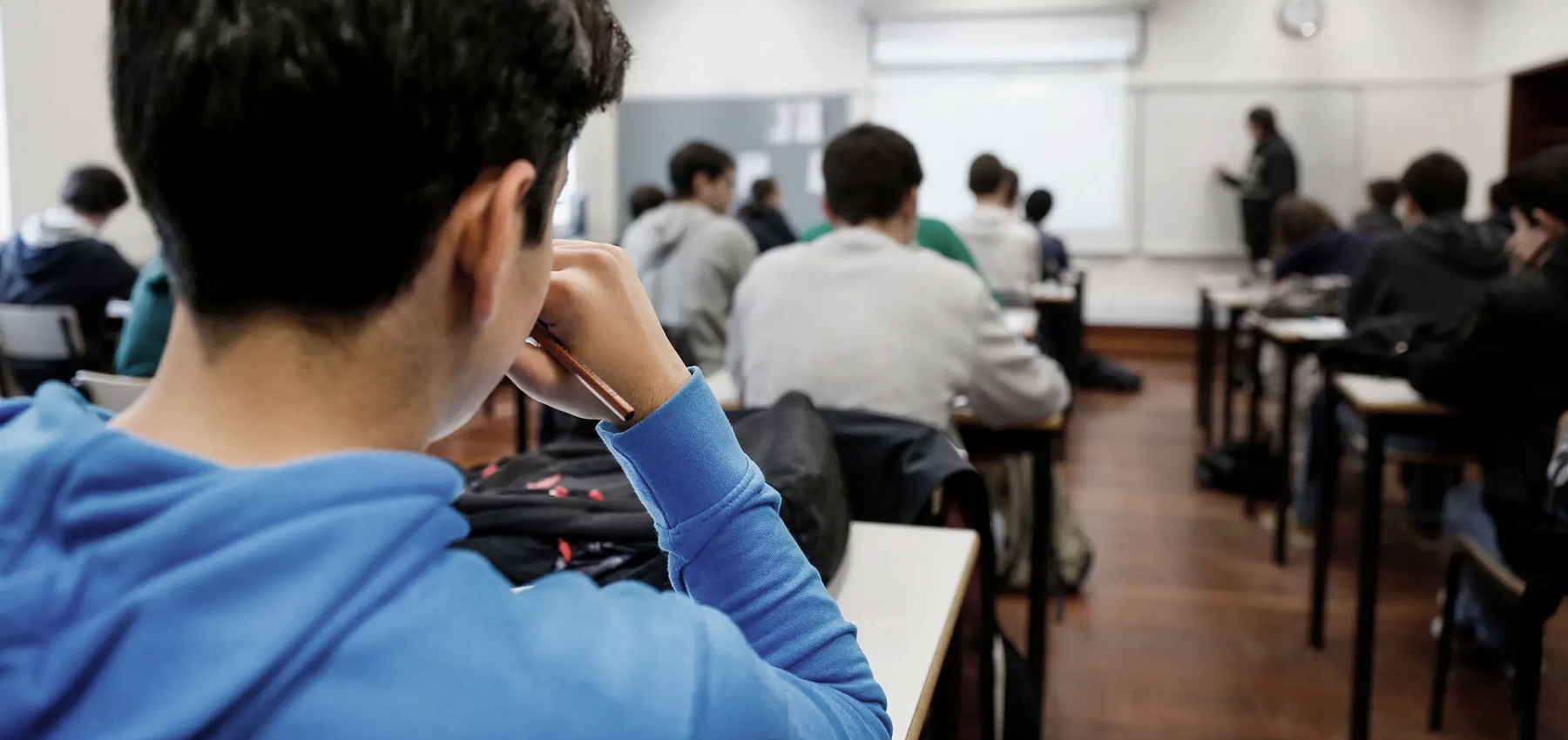 Início do ano letivo do ensino básico e secundário e no ensino superior
