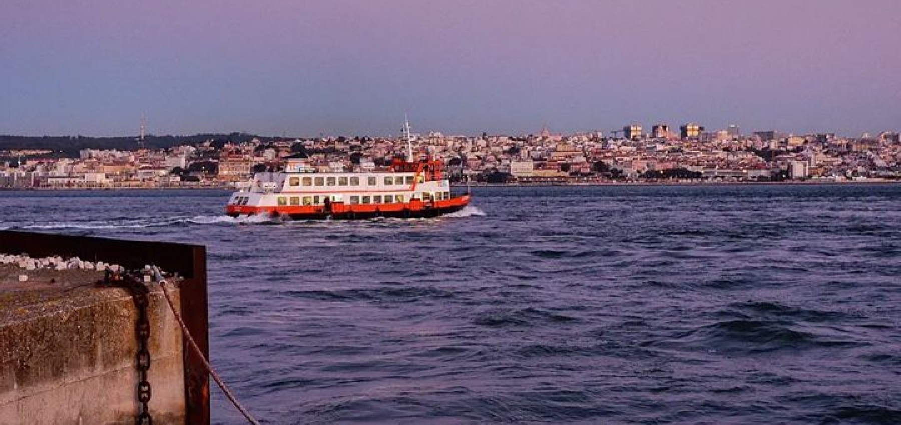 Sobre a aquisição de navios elétricos e de baterias pela Transtejo