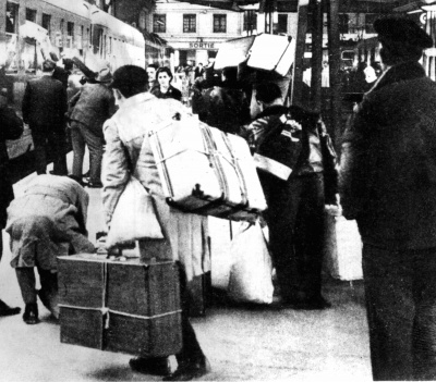 Emigrante embarcando para sair do país