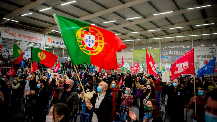 O voto na CDU é verdadeiramente importante para decidir contra o retrocesso e a estagnação. Para decidir que o País avança!