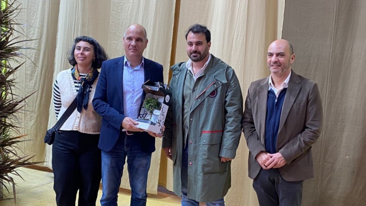 São precisas medidas urgentes de apoio ao sector agrícola