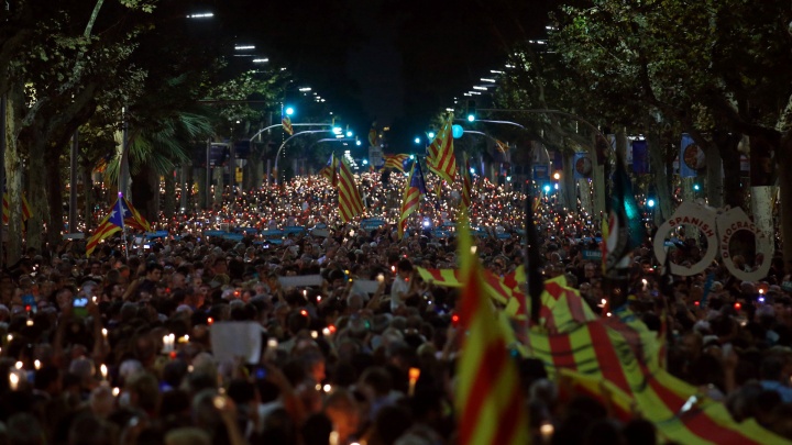 Sobre a prisão de dirigentes políticos e de membros do governo regional da Catalunha