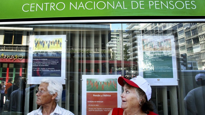 Aumento extraordinário das pensões de reforma: PCP promove acção de contacto e esclarecimento