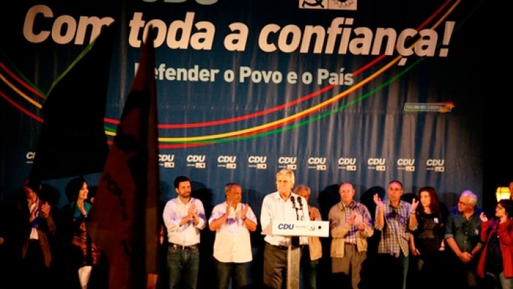 A anunciada saída limpa do chamado programa de intervenção da troika é um logro!