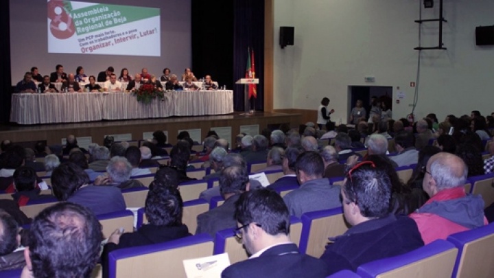 Existe uma política alternativa para a solução dos problemas regionais e para relançar o seu desenvolvimento