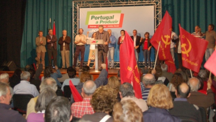 É urgente pôr Portugal a produzir!