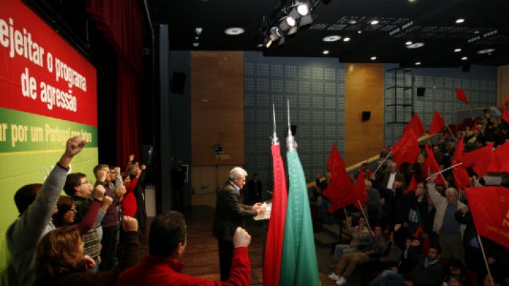 Comício do PCP em Santiago do Cacém: a luta é o caminho