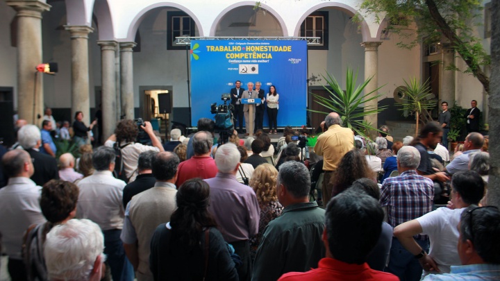 «Juntos vamos conseguir, de novo!»