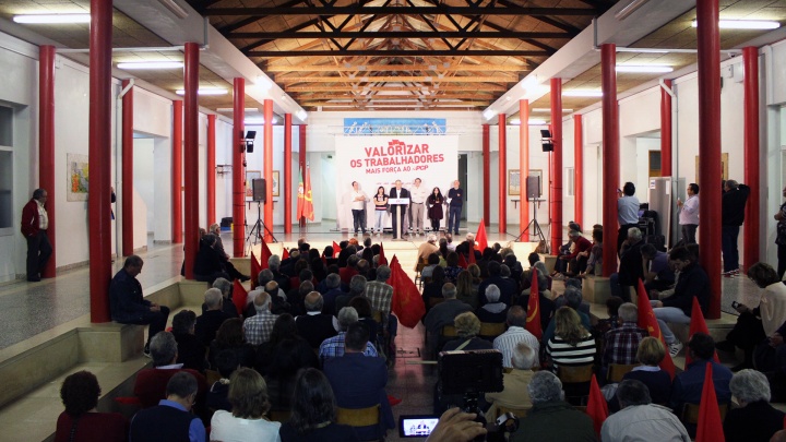 «O PCP continuará a lutar, com os trabalhadores, o povo e a sua luta pela ruptura com a política de direita»