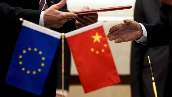 Relações UE-China devem ser de cooperação e partilha de conhecimento científico e tecnológico