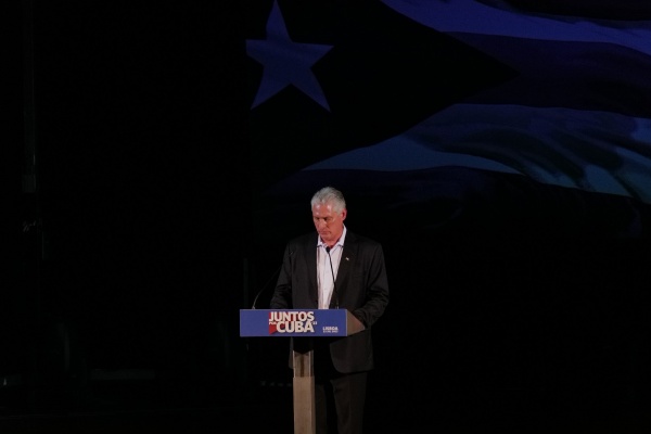 Acto de solidariedade «Juntos por Cuba»