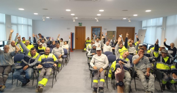 All for the General Strike - December 11