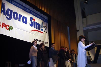 Comicio em Almada, com Odete Santos