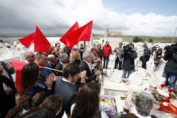 Catarina Eufémia - Romagem - «8 horas de trabalho no campo - 50 anos depois. Uma conquista histórica do operariado agrícola do Sul»
