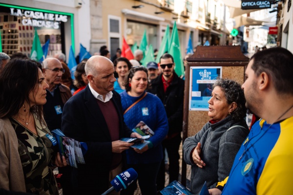 CDU contacta com população e comerciantes em Faro e Vila Real de Santo António