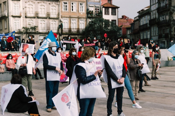 Combative journey of Portuguese women