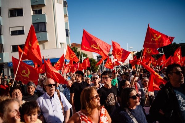 Comício em Almada