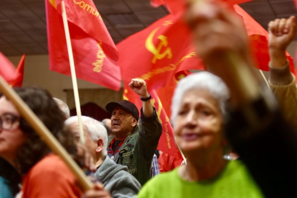 Comício «Força de Abril. A coragem de sempre!» na Baixa da Banheira
