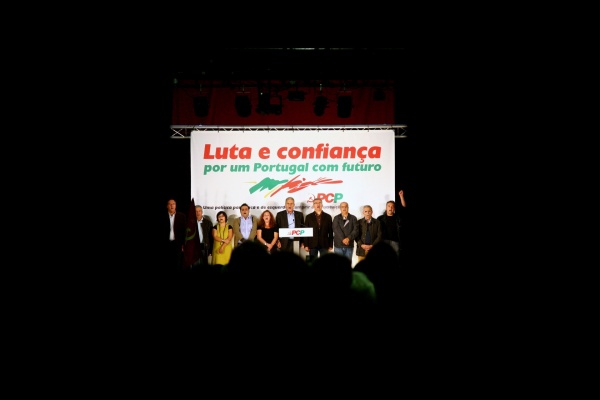 Comício «Luta e Confiança por um Portugal com futuro»