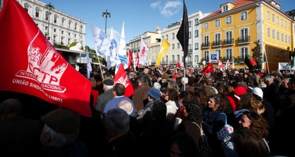 Concentração da CGTP-IN - «Votar Contra o Orçamento do Estado» - Lisboa