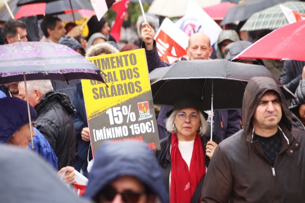 Gathering of workers in the Assembly of the Republic, CGTP-IN