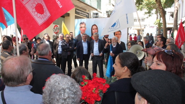 Contacto com a população no Funchal