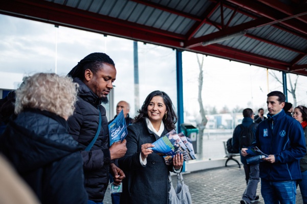 Contacto com trabalhadores da Autoeuropa