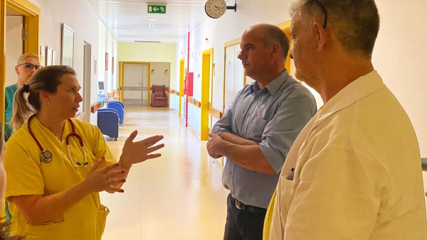 Contacto com trabalhadores e população no Funchal