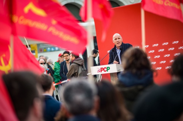 March «Increase wages and pensions, for a better life»