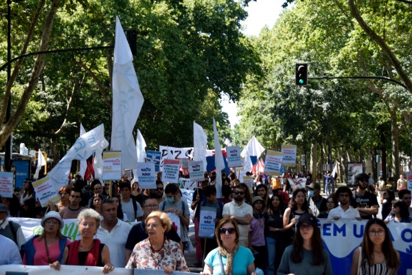 Desfile «Paz Sim! Guerra e corrida aos armamentos não!», Lisboa