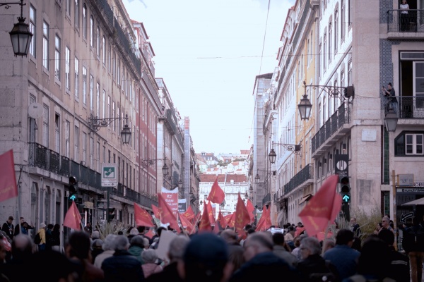 Desfile PCP «Combater o custo de vida. Aumentar salários e pensões. Abaixo o Pacote Laboral», Lisboa