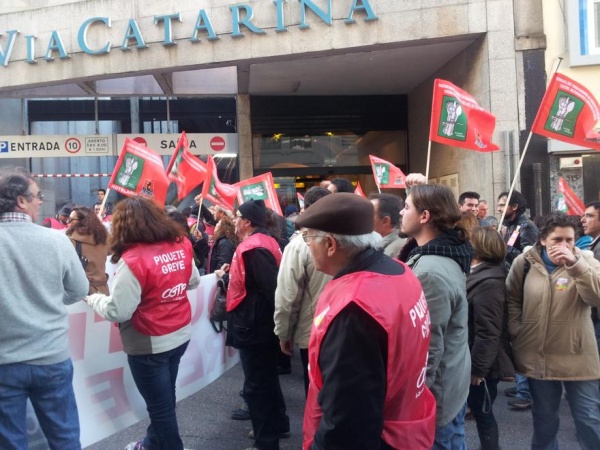 24 Nov/ Piquete Via Catarina - Porto