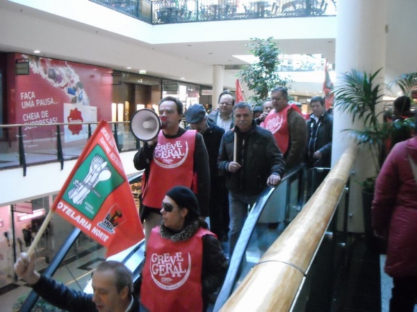 Porto - Desfile do piquete de greve no VIa Catarina