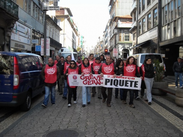 Porto - Desfile do piquete de greve no VIa Catarina