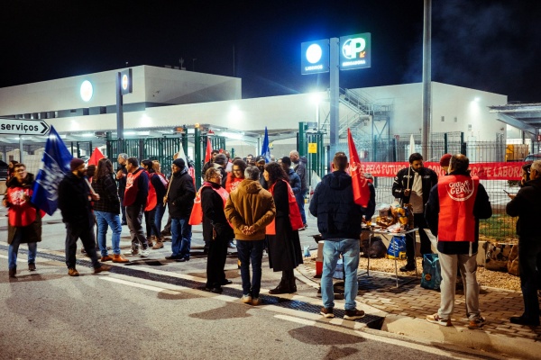 General Strike against the Labour Package - December 11, 2025