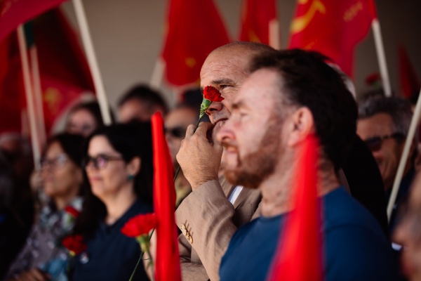 Inauguração do Mural Colectivo de Azulejos «Cumprir»