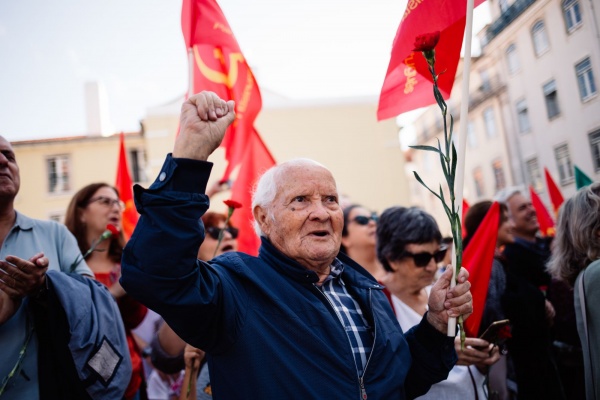 Inauguração do Mural Colectivo de Azulejos «Cumprir»