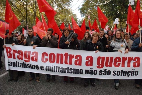 Manifestação da campanha «Paz Sim, NATO Não»