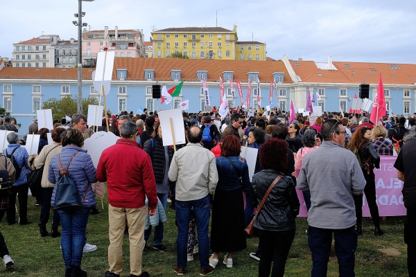 National Demonstration of Women promoted by Democratic Women's Movement (MDM)