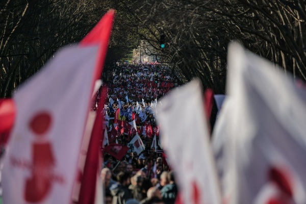National Demonstration «Everyone to Lisbon! General increase in wages and pensions – national emergency!”, CGTP-IN