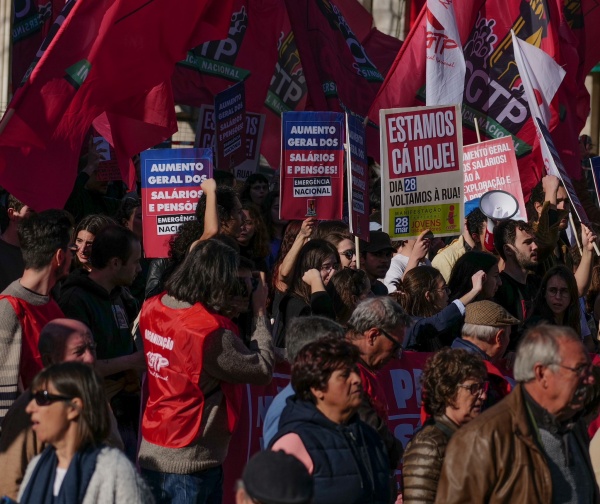 National Demonstration «Everyone to Lisbon! General increase in wages and pensions – national emergency!”, CGTP-IN