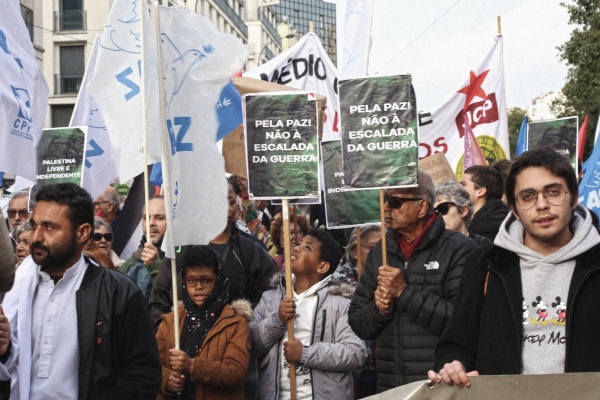 Manifestação pela Paz no Médio Oriente e pelos direitos do Povo Palestiniano