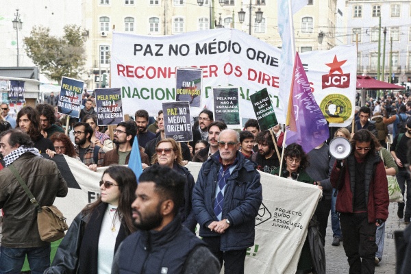 Manifestação pela Paz no Médio Oriente e pelos direitos do Povo Palestiniano