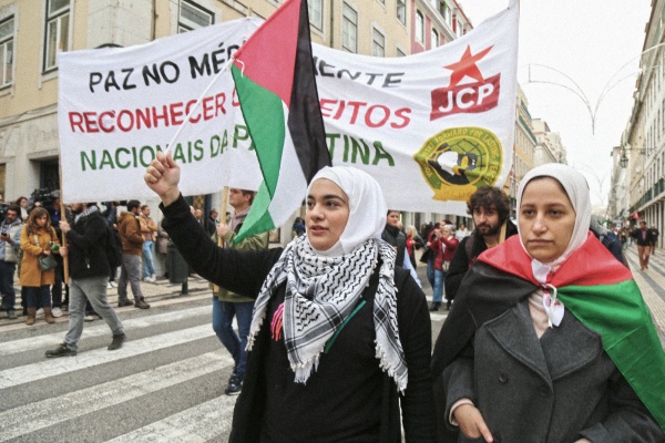 Manifestação pela Paz no Médio Oriente e pelos direitos do Povo Palestiniano