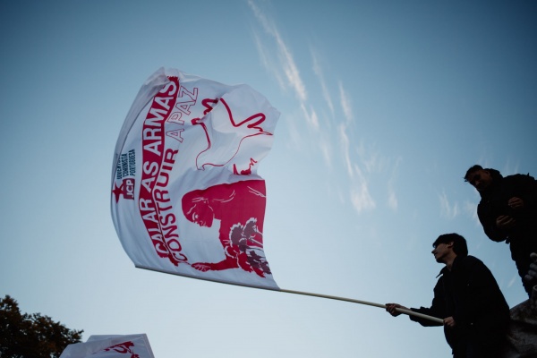Manifestação «É Urgente pôr Fim à Guerra. Todos juntos pela Paz!»