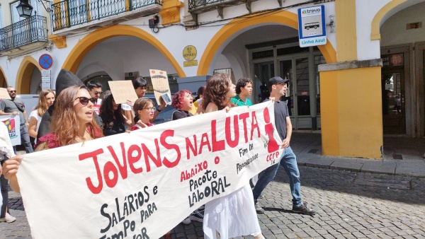 Évora