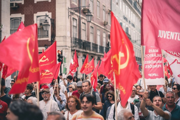 Marcha «Luta, caminho da Vitória»